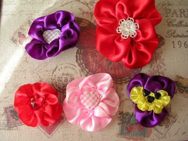 Ribbon flowers Ribbon flowers